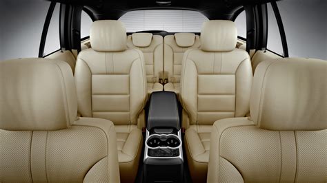 Mercedes Benz R Class 2011 Picture 13 Of 14