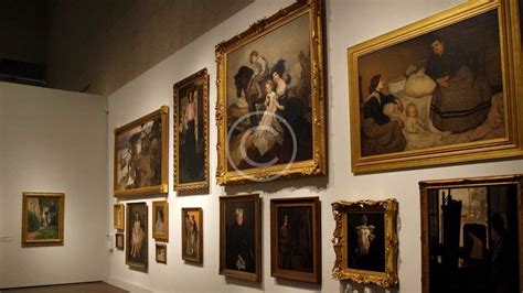 start   art collection historical portrayals  lady