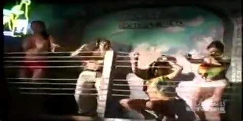 Amateur Chick With HUGE Boobs Flashes At Spring Break Tnaflix