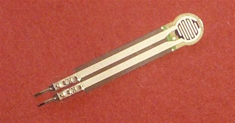 Électronique en amateur Capteur de force résistif et Arduino