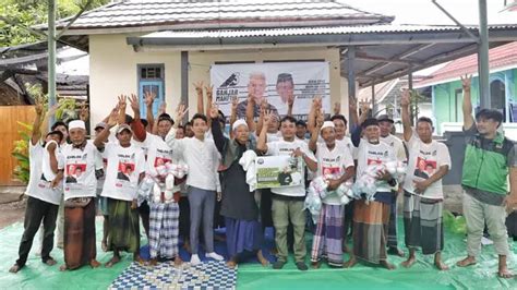 Beri Alat Bantu Tani Relawan Ganjar Mahfud Dorong Kemajuan Sektor