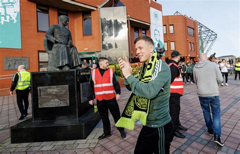 Thousands Of Celtic Fans Descend On Parkhead To Celebrate Hoops