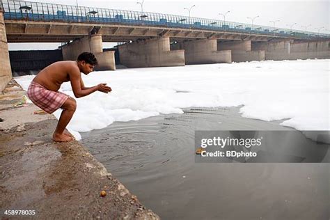Yamuna River Pollution Photos and Premium High Res Pictures - Getty Images