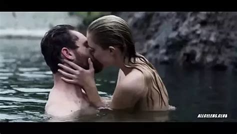 Maika Monroe Nude Porn Videos Sex Tapes Xhamster