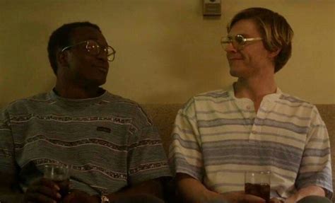 Draguer un hétéro le gros fail dun jeune gay Pop and Films