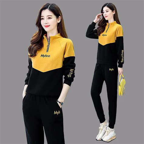 Tracksuits Womens Sports Suit 2022 New Casual Age Reducing Two Piece Set Temperament Spring And