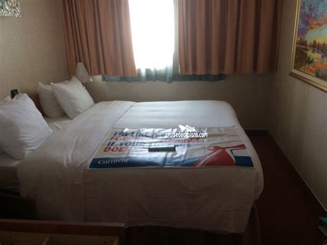 Carnival Splendor Stateroom 7204