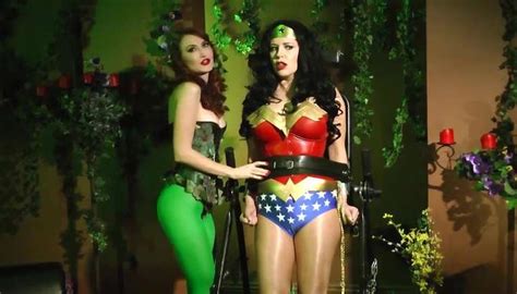 Wonder Woman Vs Poison Ivy TNAFlix Porn Videos