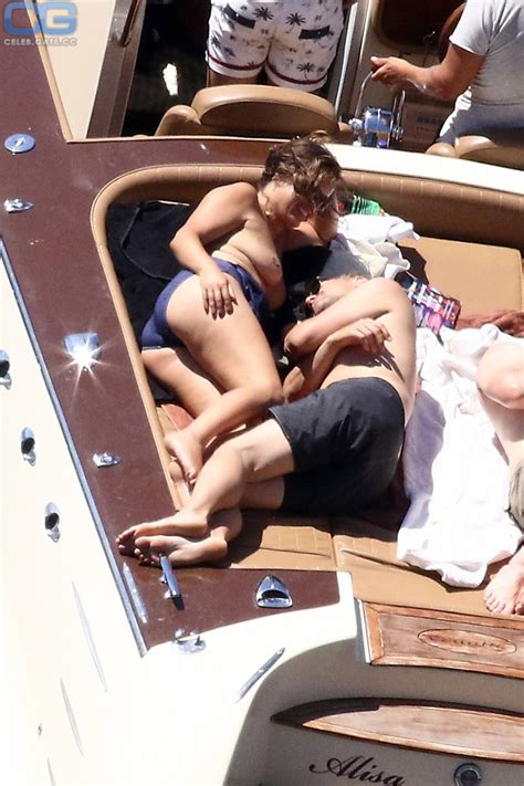 Jade Jagger Nude Pictures Onlyfans Leaks Playboy Photos Sex Scene Uncensored