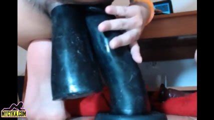 Cam Teen Milking Pussy Continue On