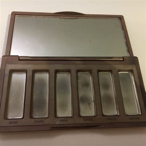 Ud Naked Basics Perfect Pan So Proud R Panporn