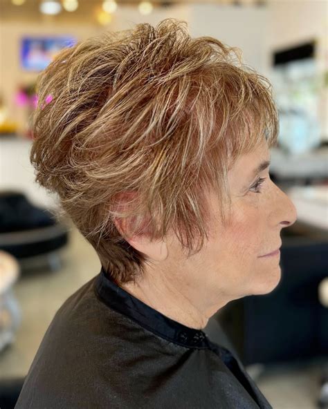 Corte Pixie Para Senhoras De 60 Anos - 11 Cortes Pixie Longos Deslumbrantes Para Mulheres com Mais de 60 Anos ...