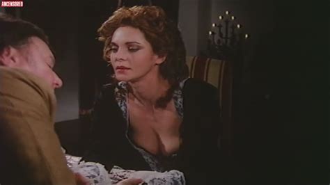 Naked Dominique De Gunzburg In Les Contes De La Fontaine