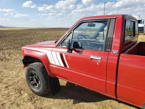 1987 87 Toyota Sr5 4x4 4wd Pickup Truck Hilux Manual 5 Speed Ac Free