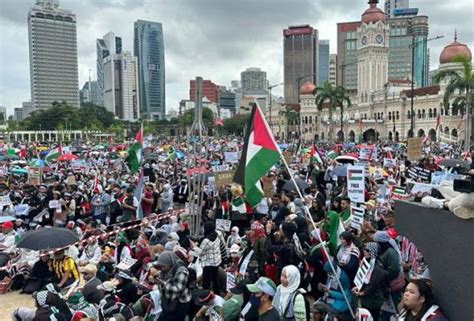 Ribuan Rakyat Sertai Himpunan Solidariti Palestin Di Dataran Merdeka