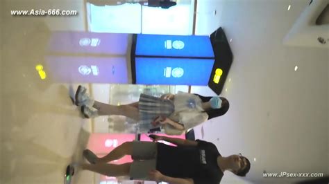 Peeping Chinese Amateur Upskirt 123