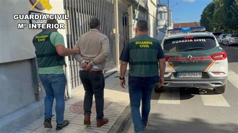 Desmantelan Un Grupo Criminal En Galicia Que Estafó 19 000 Euros Con El