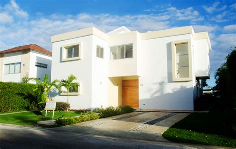 EN VENTA VILLA EN PUNTA CANA VILLAGE Hipercasas