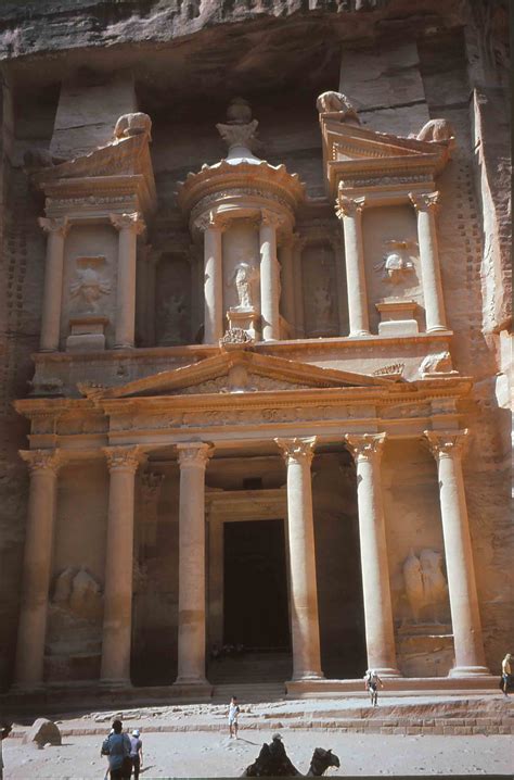 Jordan: The Wonders of Petra – World History Foundation