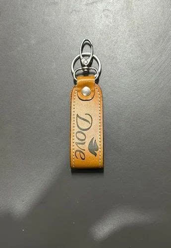 Brown Leather Keychain For Promotional T Packaging Type Packet At