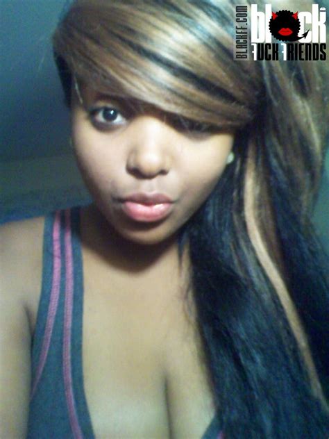 Ebony Busty Pussy XXX Dessert Picture