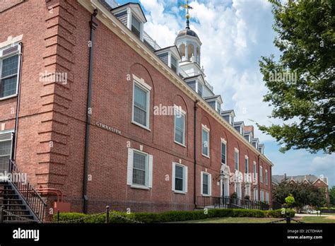 Rutgers New Brunswick Campus Hi Res Stock Photography And Images Alamy