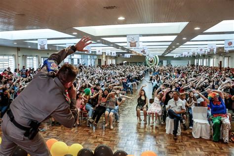 Brigada Militar realiza formatura do PROERD em Caxias do Sul Rádio