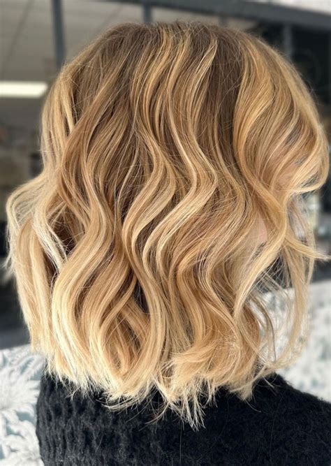 Refreshing Hair Color Ideas For The Sunny Season Low Maintenance Wavy Dirty Blonde Long Bob