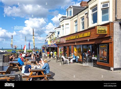 Whitley Bay Hi Res Stock Photography And Images Alamy