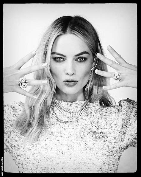 Margot Robbie Nude Onlyfans Leaks Fappening Page Fappeningbook