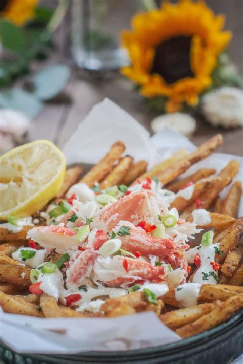 Crab Fries With Garlic Aioli Crab Fries Fries Recipe Snow Crab Legs