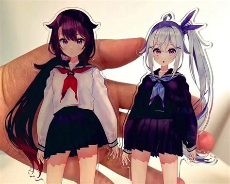 Autore Di Hentai Sfida I Limiti Imposti Dal D L Ingegnosa Trovata Per Sbirciare Sotto I