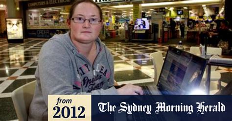 Customer Finds Nude Photos On New Hard Drive