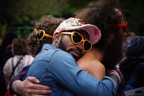 Nom de famille dans un mariage gay les options qui s offrent à vous