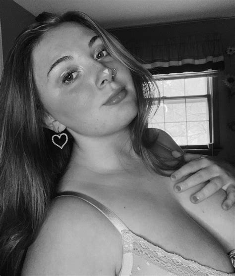 Alyssaholmes Alyssaholmes Nude Onlyfans Leaks Photos Thefappening