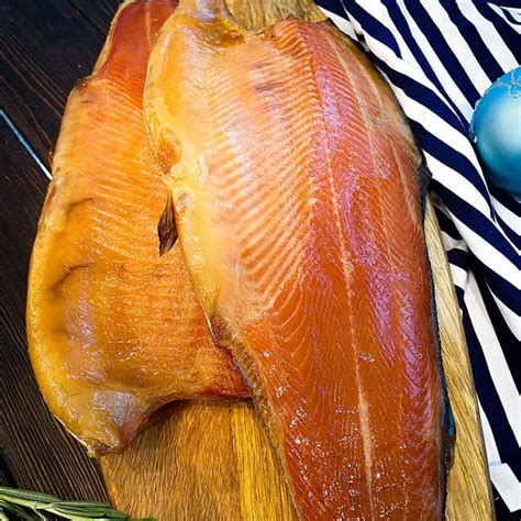 Филе форели холодного копчения: купить в Москве с доставкой от ...