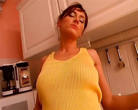 Elegante Reiterin Wird Vom Stallburschen Besamt Hd Porn Xhamster