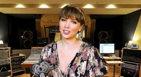 Congratulations , Travis Kelce for surprising Taylor Swift with a new