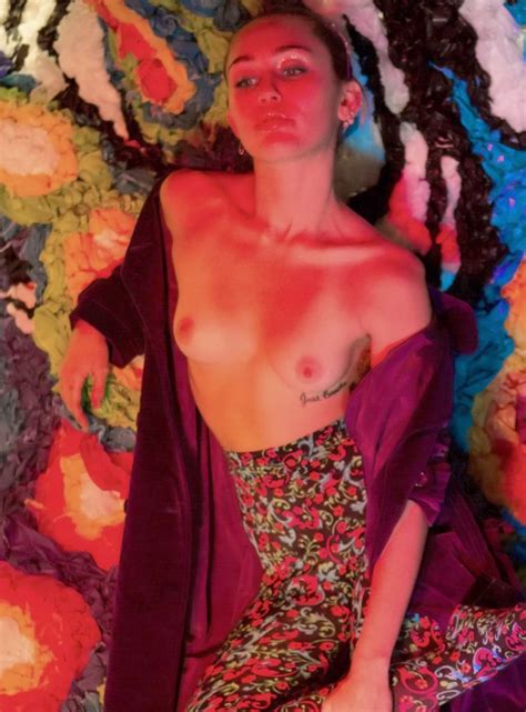 Miley Cyrus Nude Unreleased Paper Magazine Photos The Fappening