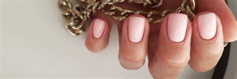 СТУДИЯ NUDE МАНИКЮРПЕДИКЮРОБУЧЕНИЕ Маникюр Наращивание ногтей ПЕДИКЮР Авторское обучение ма