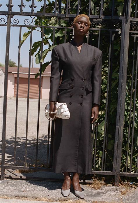 THROUGHOUT THE STORY FULL LOOKS GUCCI.