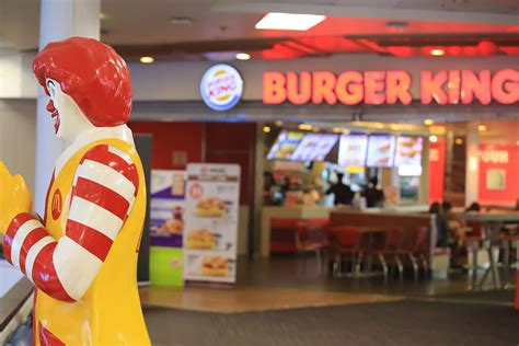 Battle of the Burgers: How Fast Food Became an American Empire