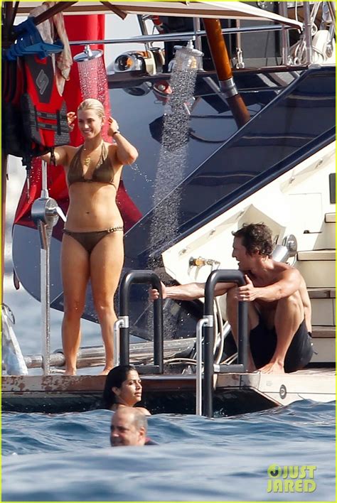 Matthew McConaughey Camila Alves Ibiza Vacation Photo 2700947