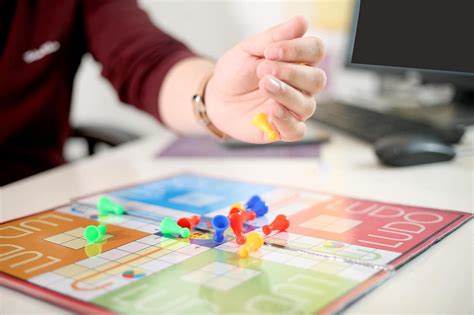 How To Play Hot Potato Official Game Rules