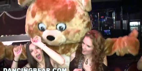 DANCING BEAR Real Women Real Horny Sucking Big Dicks In A CFNM Party Tnaflix