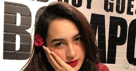 V P Ng T Ng N C A Hot Girl Cao M H P H N D N M Ng