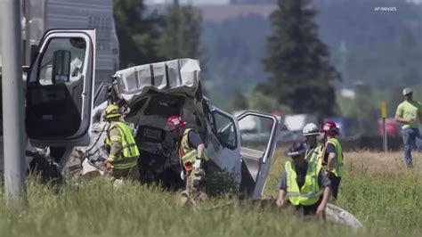 Police Arrest Driver After Crash That Killed 7 On I 5