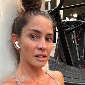 Avril Mathie Avrilmathie Nude Onlyfans Fapullo