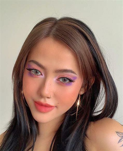 Săn lùng siêu phẩm son lỳ hot hit đang mê hoặc các cô nàng trendy Essance Viet Nam