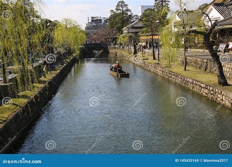 kurashiki japan march   tourists  enjoying
